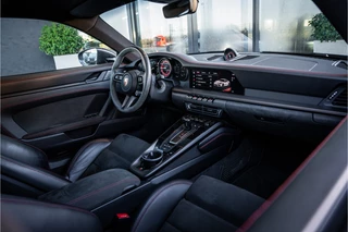 Porsche 911 – thumbnail 12