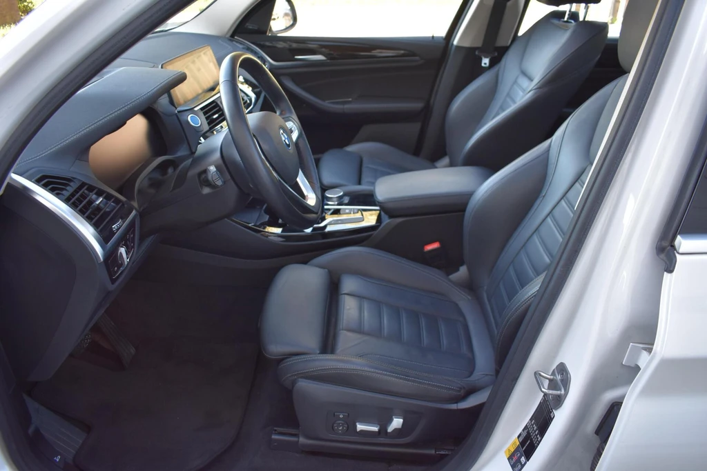 BMW iX3 – foto 9