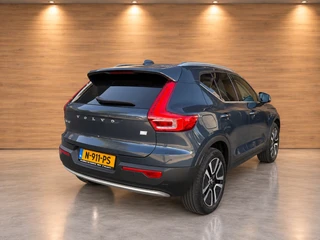 Volvo XC40 – thumbnail 3
