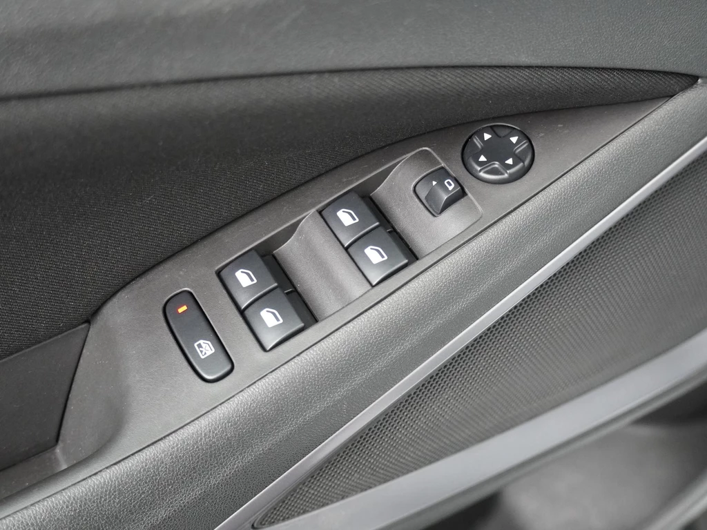Opel Crossland X – foto 15