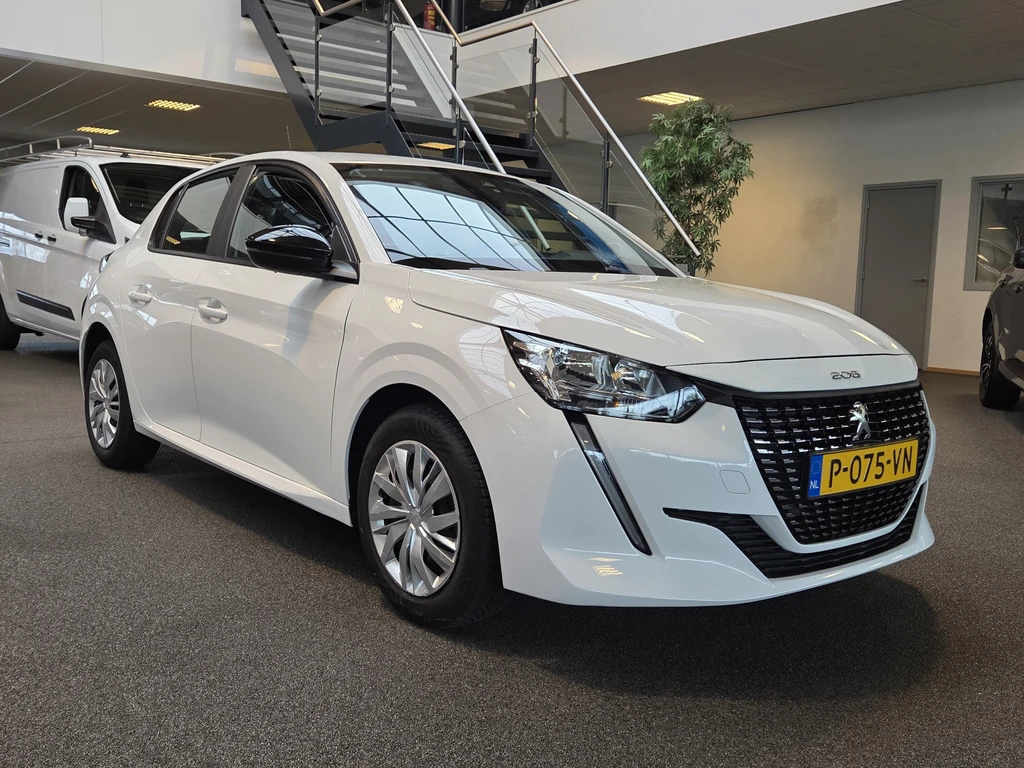 Peugeot 208 – foto 8