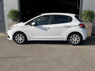 Peugeot 208 – thumbnail 2