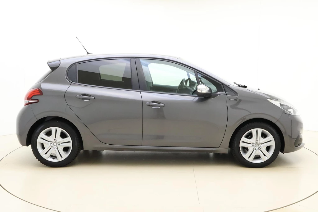 Peugeot 208 – foto 8
