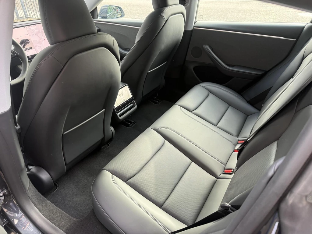 Tesla Model 3 – foto 9