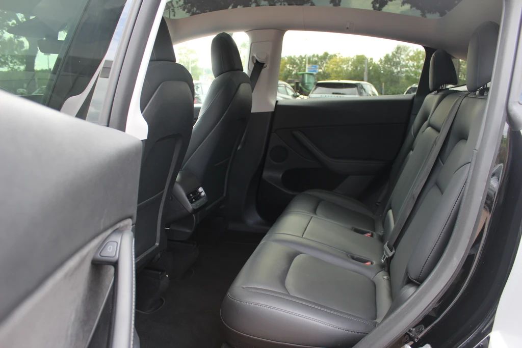 Tesla Model Y – foto 14