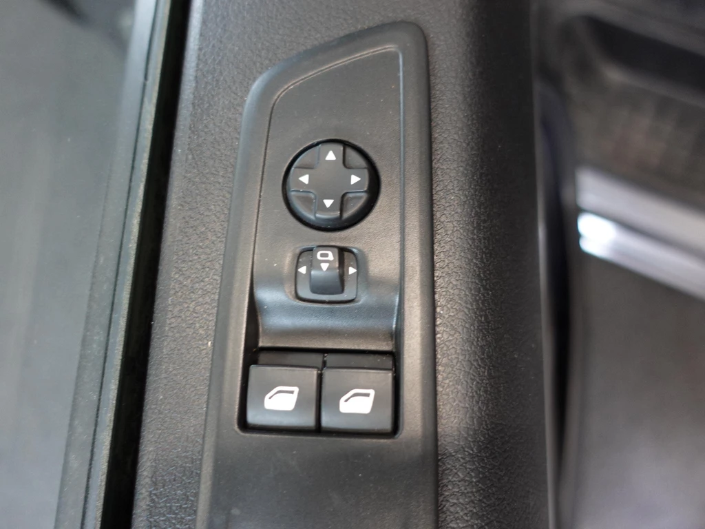 Opel Vivaro – foto 15