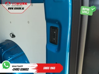 Ford E-Transit Custom – thumbnail 11
