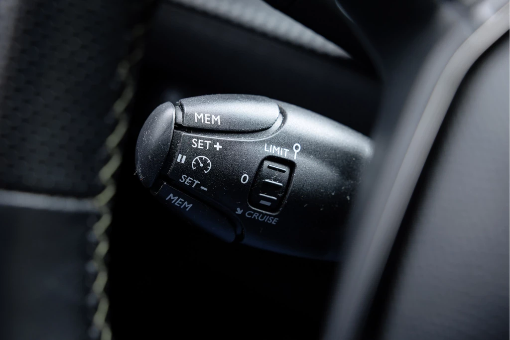 Peugeot 208 – foto 19