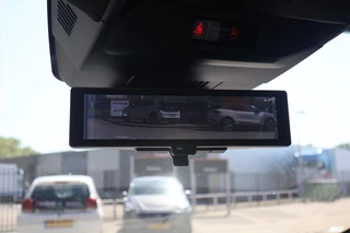 Renault Megane E-Tech – thumbnail 10