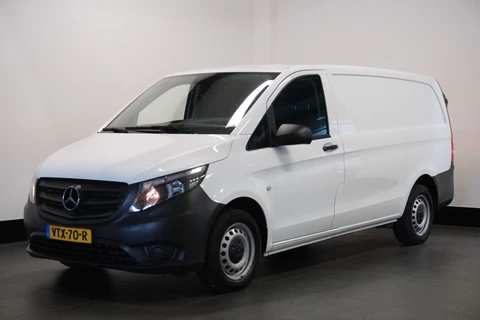 Mercedes-Benz Vito 110 CDI Lang EURO 6 - Airco - Cruise - Trekhaak - €15.900,- Excl.