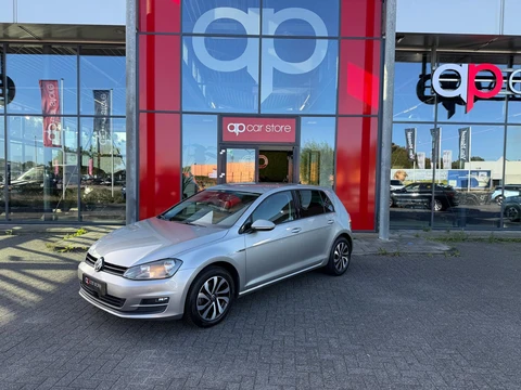 Volkswagen Golf 1.2 TSI Connected Series
