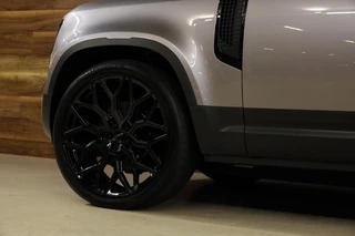 Land Rover Defender – thumbnail 26
