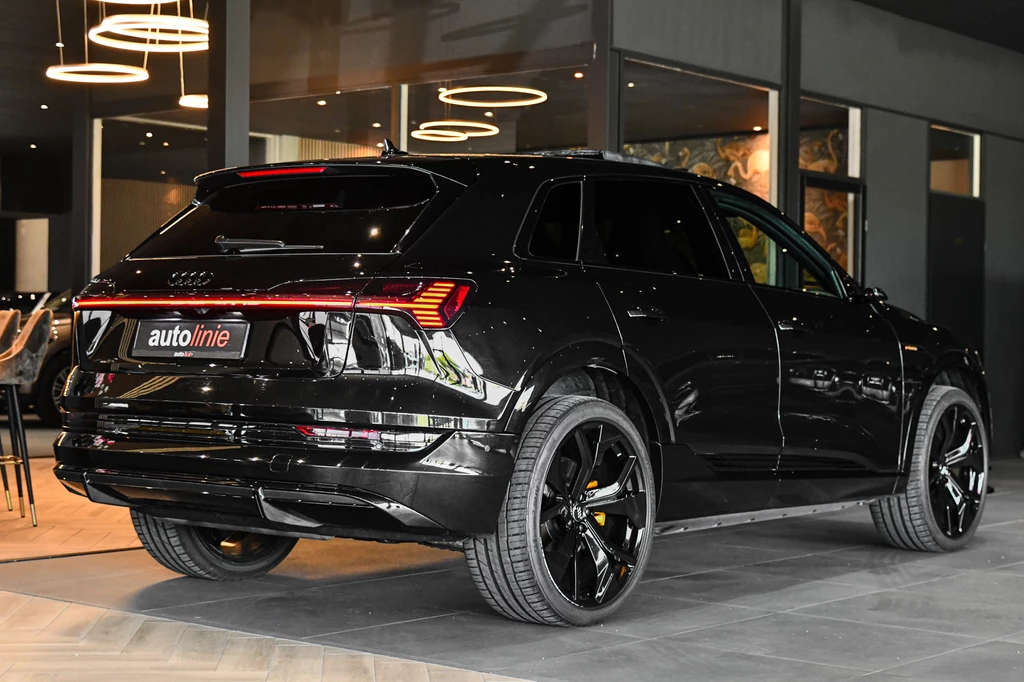 Audi e-tron – foto 6
