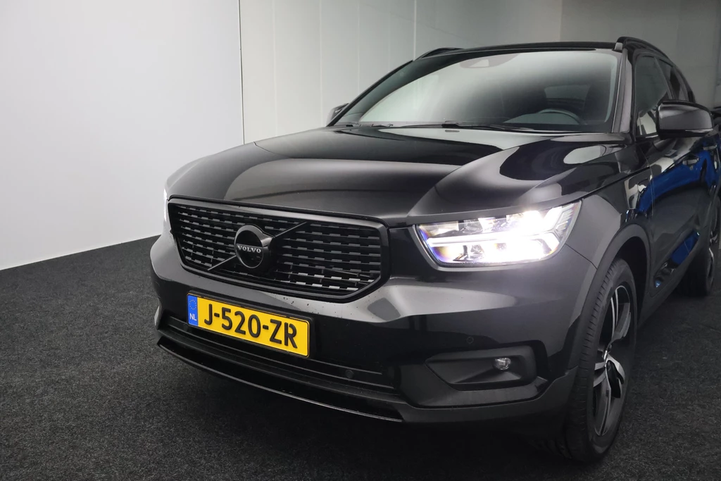 Volvo XC40 – foto 2