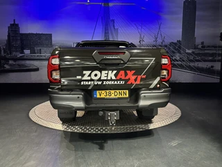 Toyota Hilux – thumbnail 9