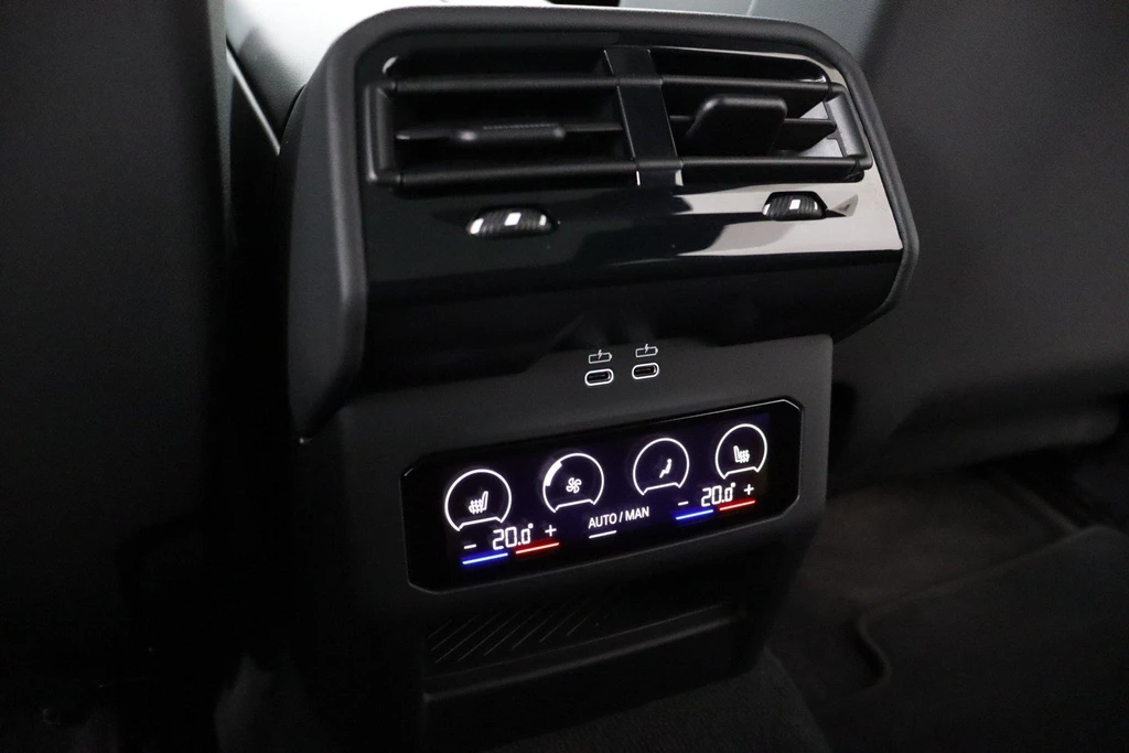 BMW i5 – foto 53