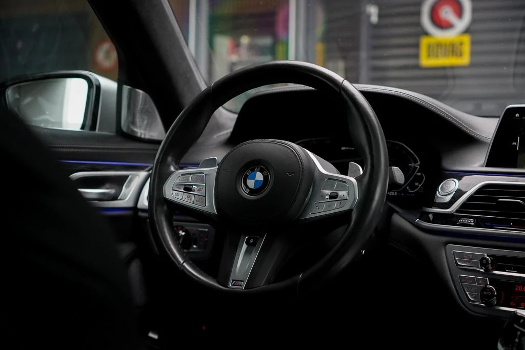 BMW 7 Serie – foto 32