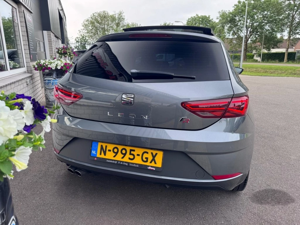 SEAT Leon – foto 2