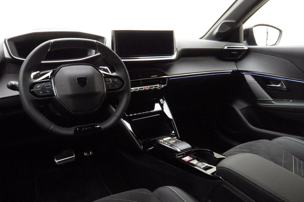 Peugeot 208 – foto 12