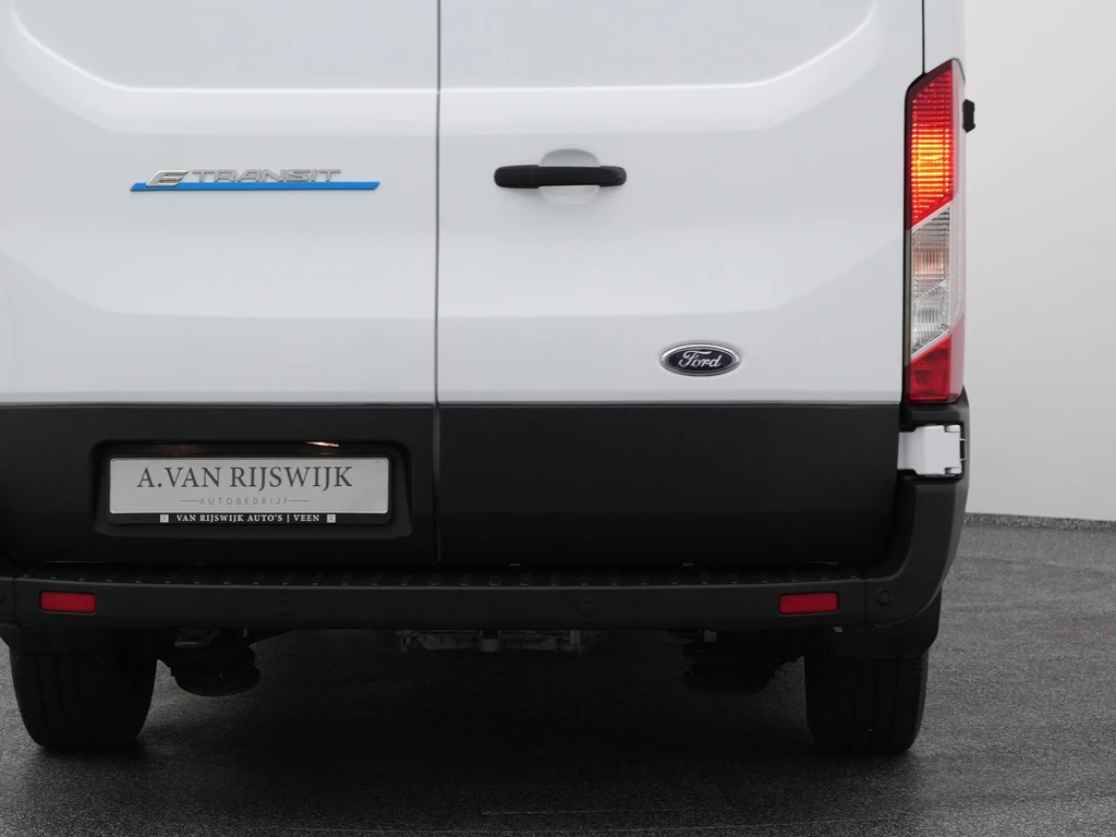 Ford E-Transit – foto 10