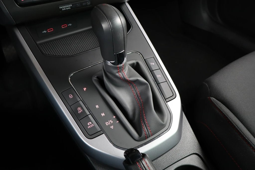 SEAT Arona – foto 31