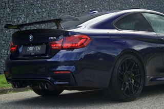 BMW M4 – thumbnail 8