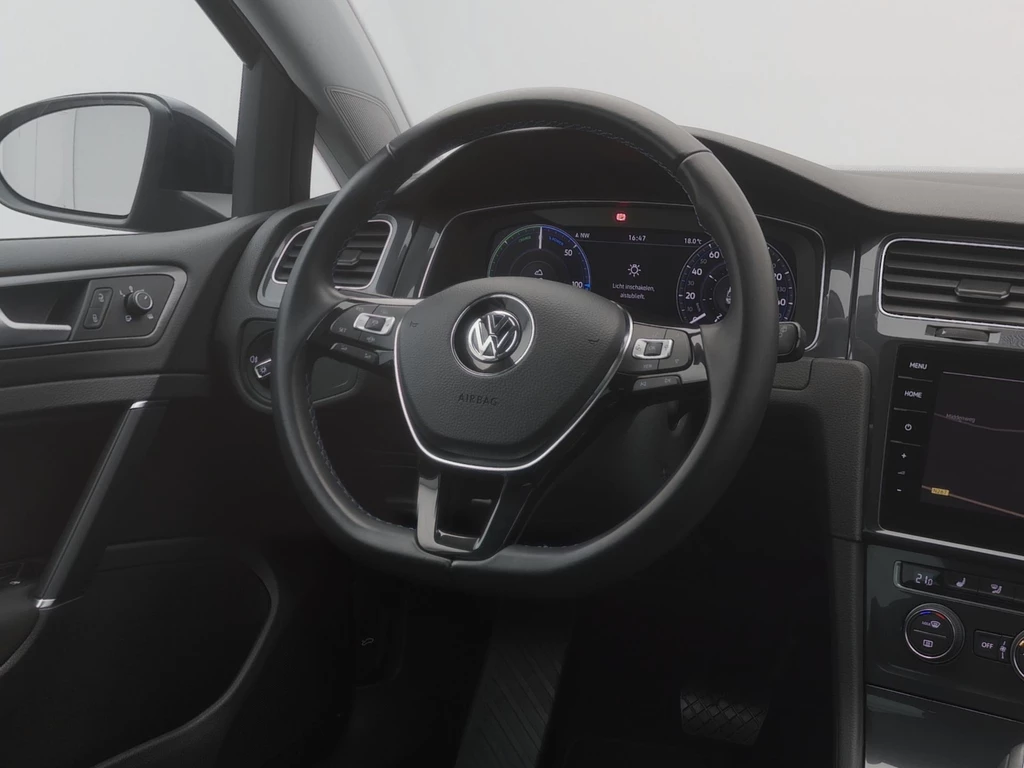Volkswagen e-Golf – foto 25