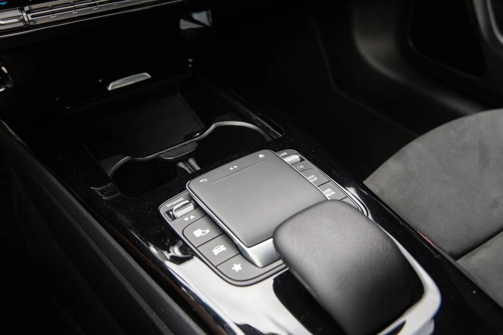 Mercedes-Benz CLA – foto 13