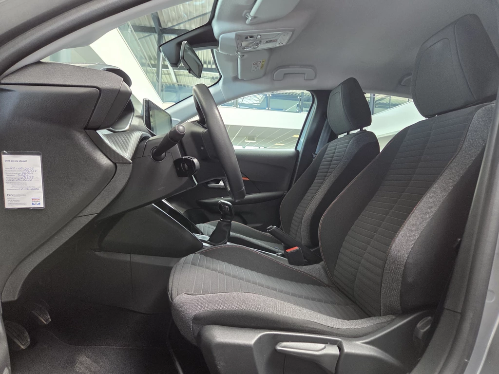Peugeot 208 – foto 14