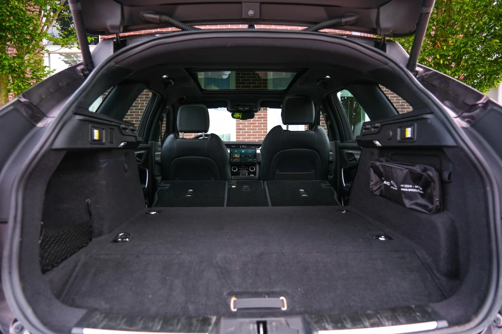 Jaguar F-PACE – foto 30