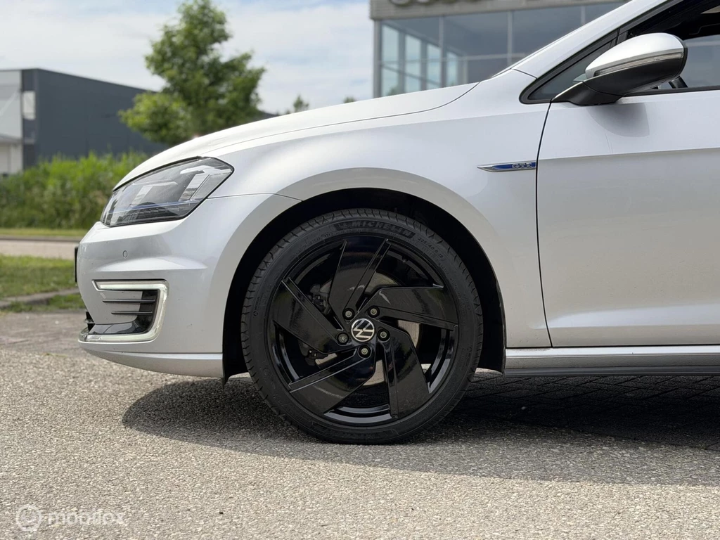 Volkswagen Golf – foto 30