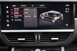 Porsche Cayenne – thumbnail 43