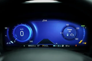 Ford Kuga – thumbnail 12