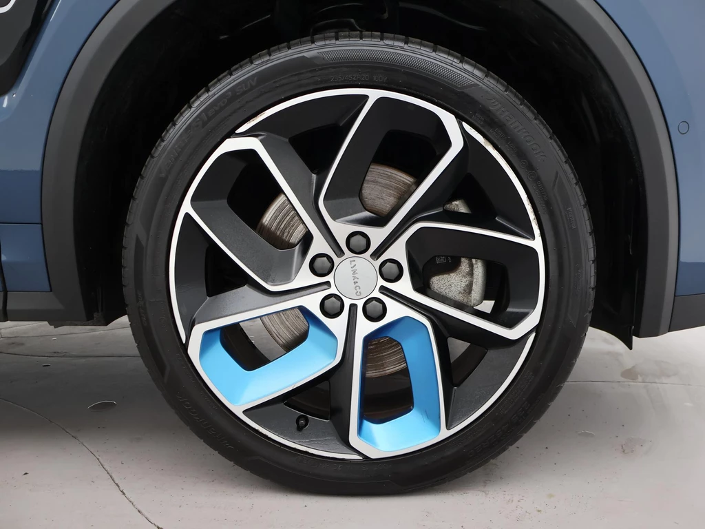 Lynk & Co 01 – foto 18
