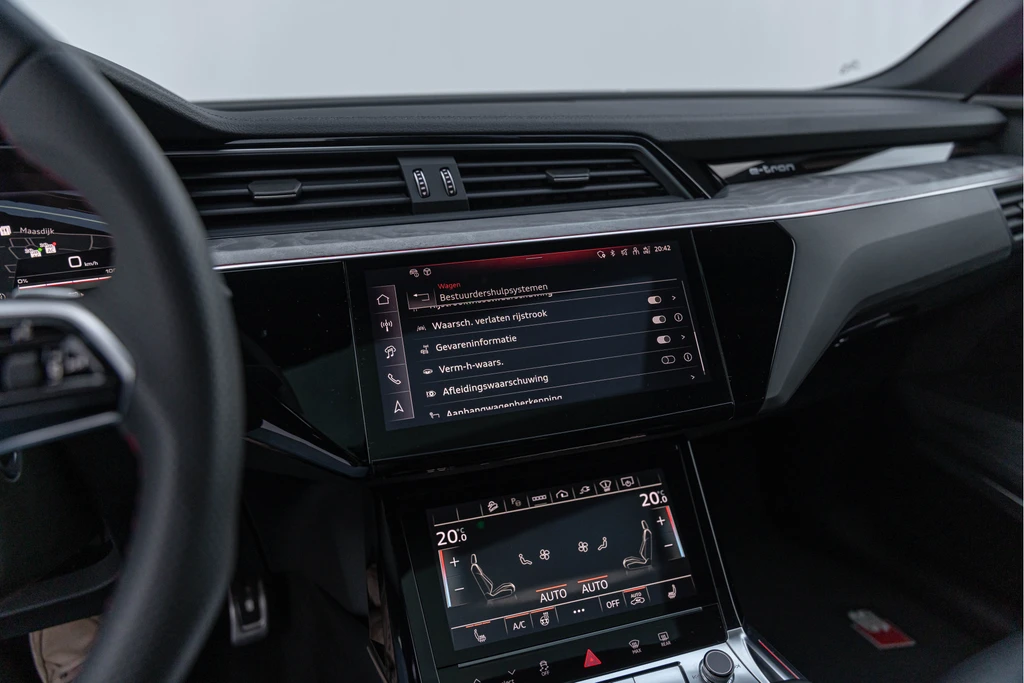 Audi Q8 Sportback e-tron – foto 31