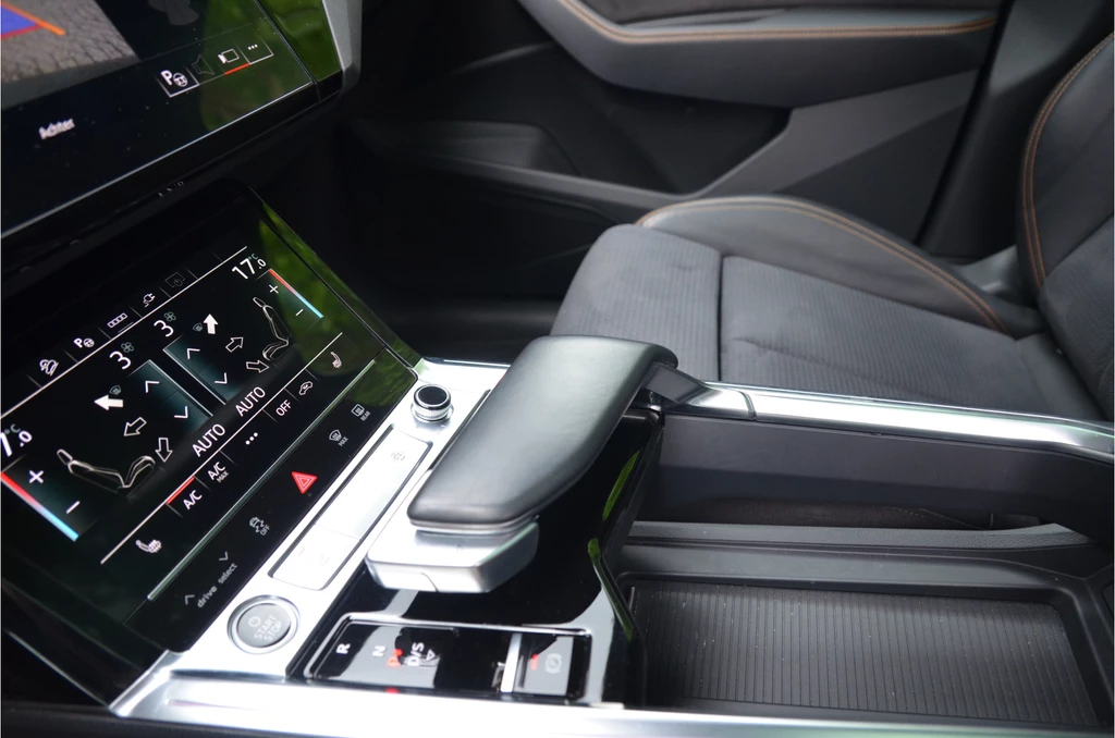 Audi e-tron – foto 29