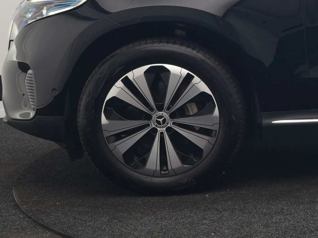Mercedes-Benz EQC – foto 48