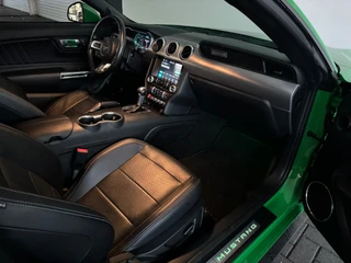 Ford Mustang – thumbnail 18