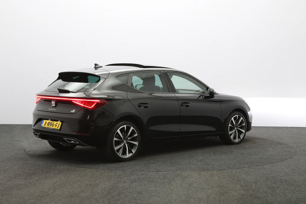 SEAT Leon – foto 6