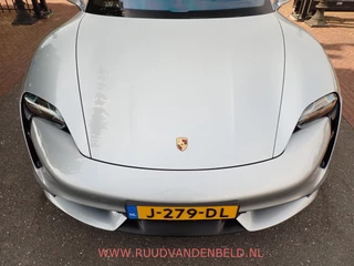 Porsche Taycan – thumbnail 8