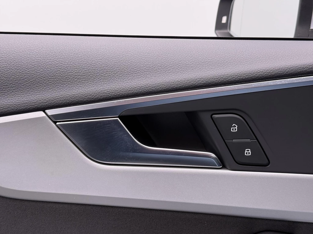 Audi A4 – foto 28