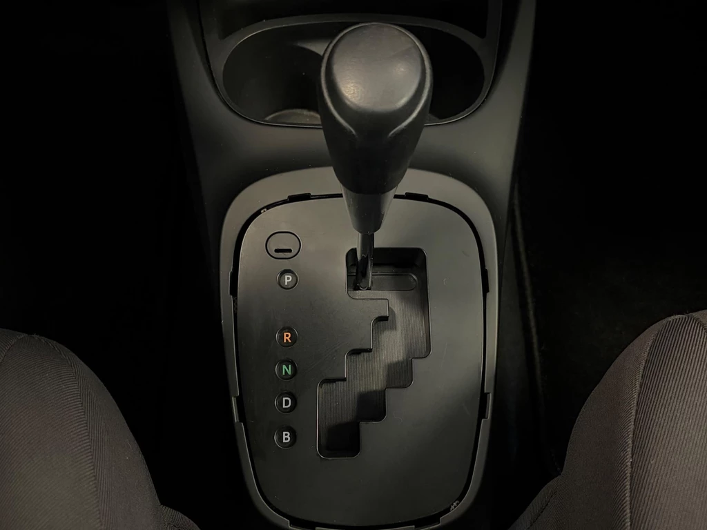 Toyota Yaris – foto 9