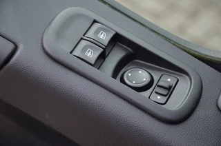 Nissan Interstar – thumbnail 9