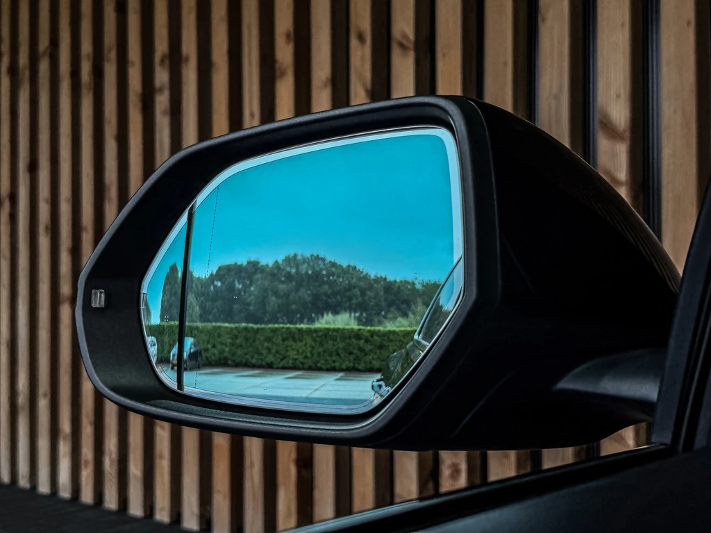 Audi Q8 – foto 38