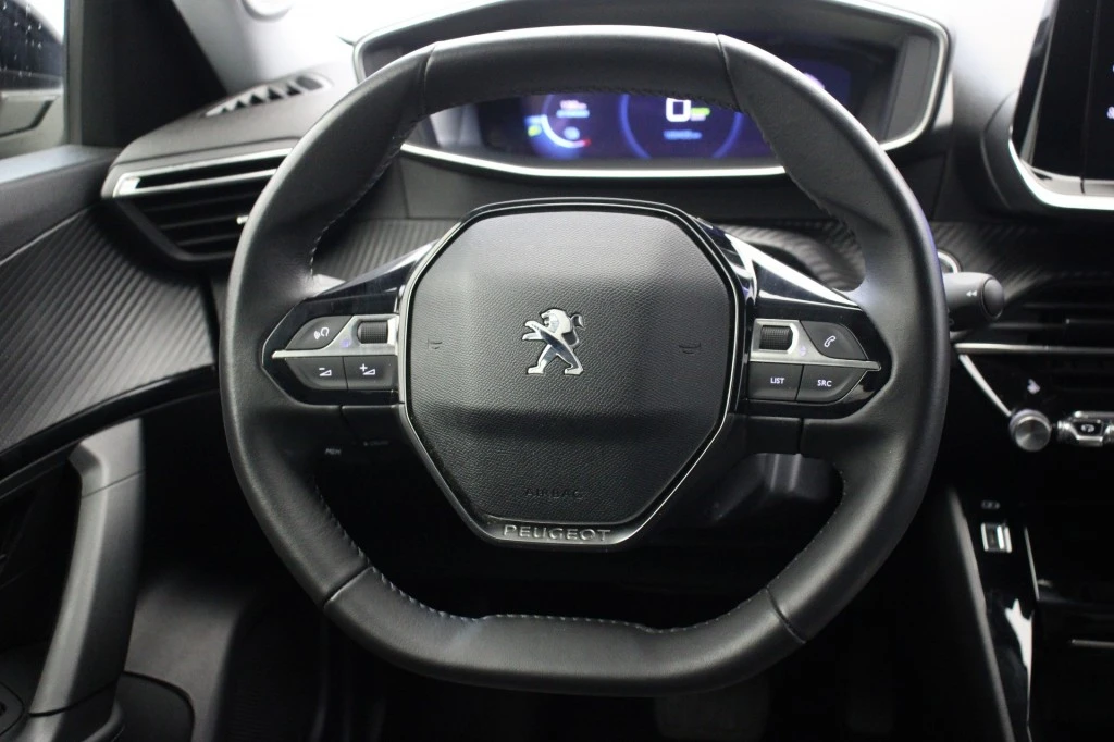 Peugeot e-2008 – foto 23