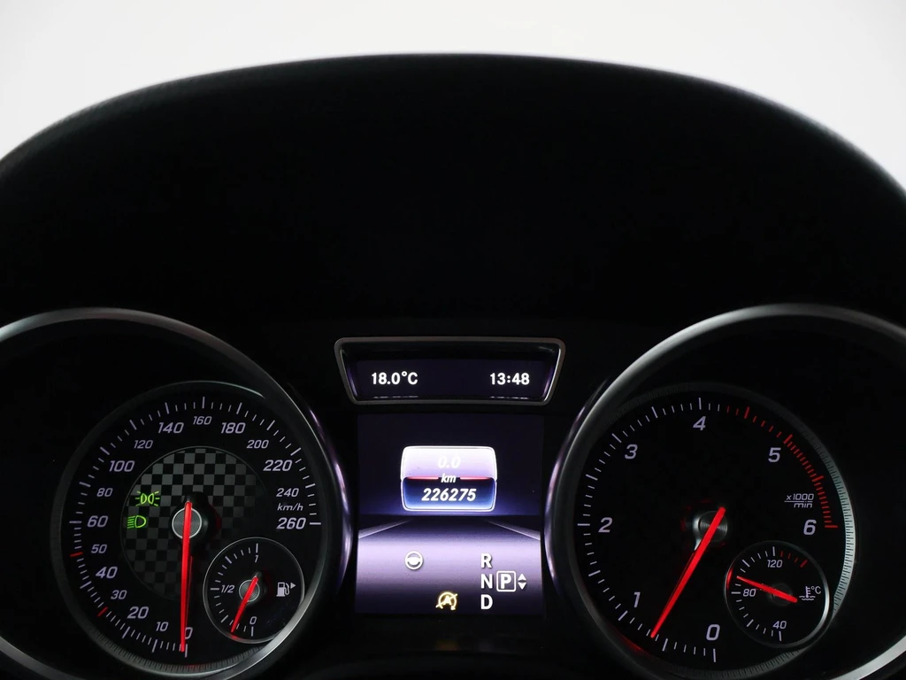 Mercedes-Benz GLE – foto 33