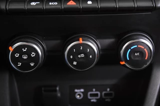 Renault Clio – thumbnail 19