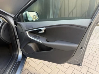 Volvo V40 – thumbnail 19
