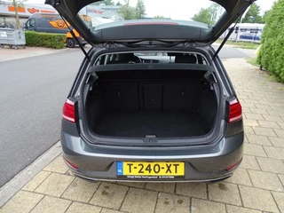 Volkswagen Golf – thumbnail 14