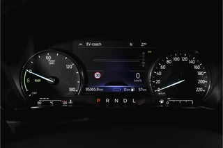 Ford Kuga – thumbnail 48